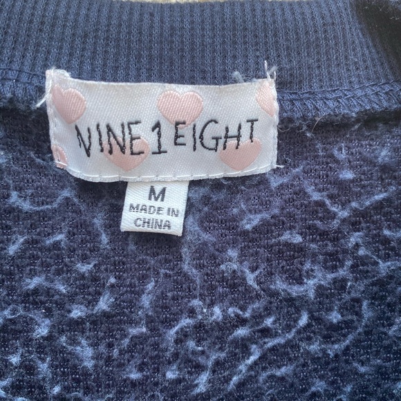 🚫SOLD🚫 Nine 1 Eight sherpa blue crewneck (girls M) - Picture 3 of 3